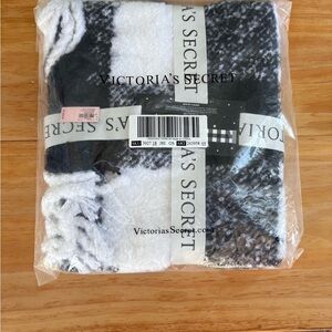 Victoria's Secret Monochrome Scarf